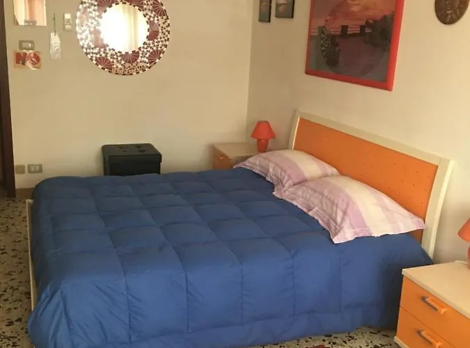 Catalan アルゲーロ