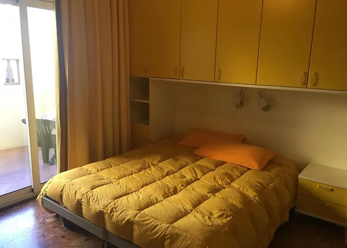 Catalan アルゲーロ